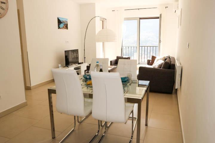 Lavender Bay Apartments D3&D5 Donji Morinj Exterior foto